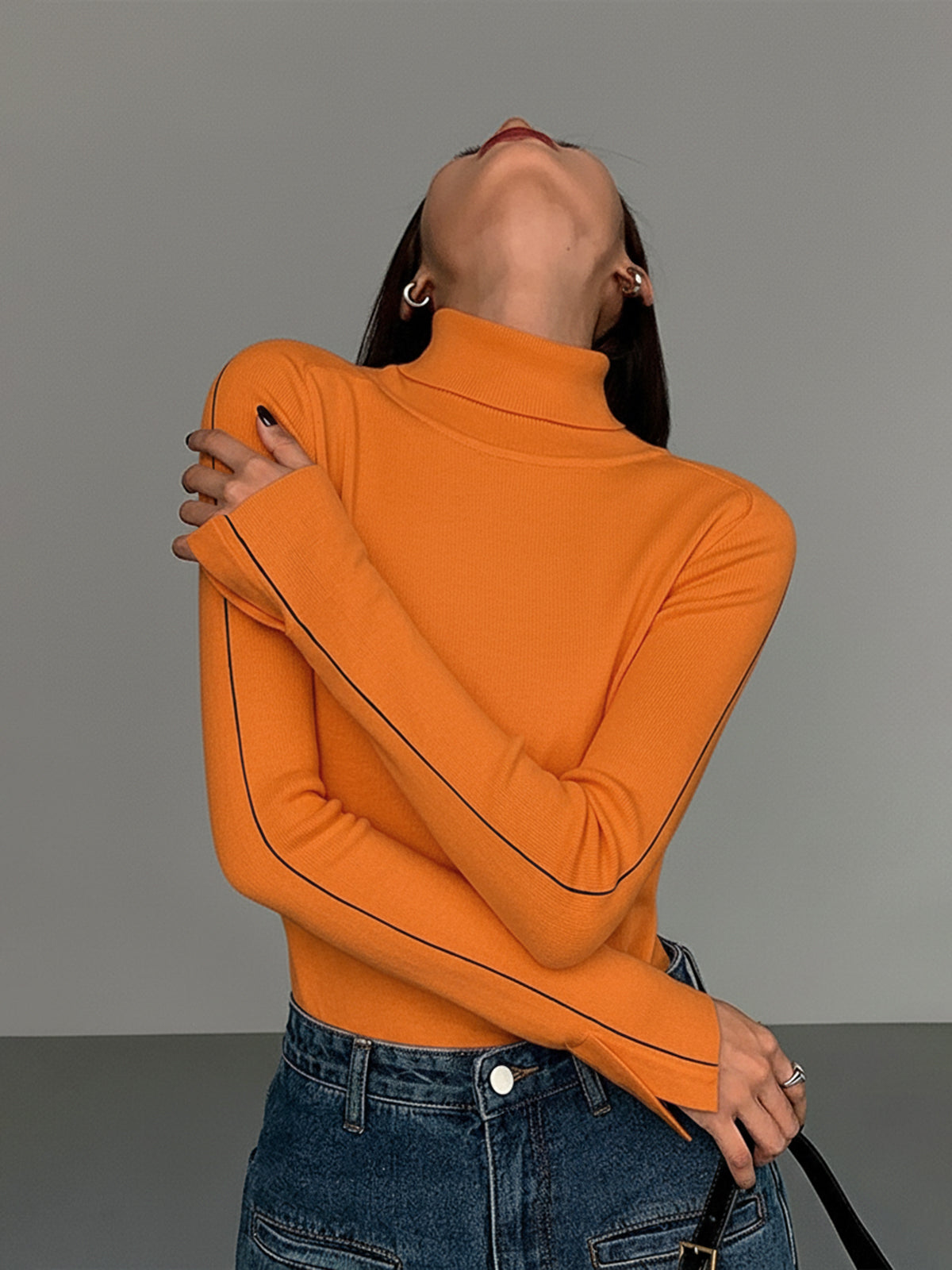 Contrast Piping Turtleneck Sweater