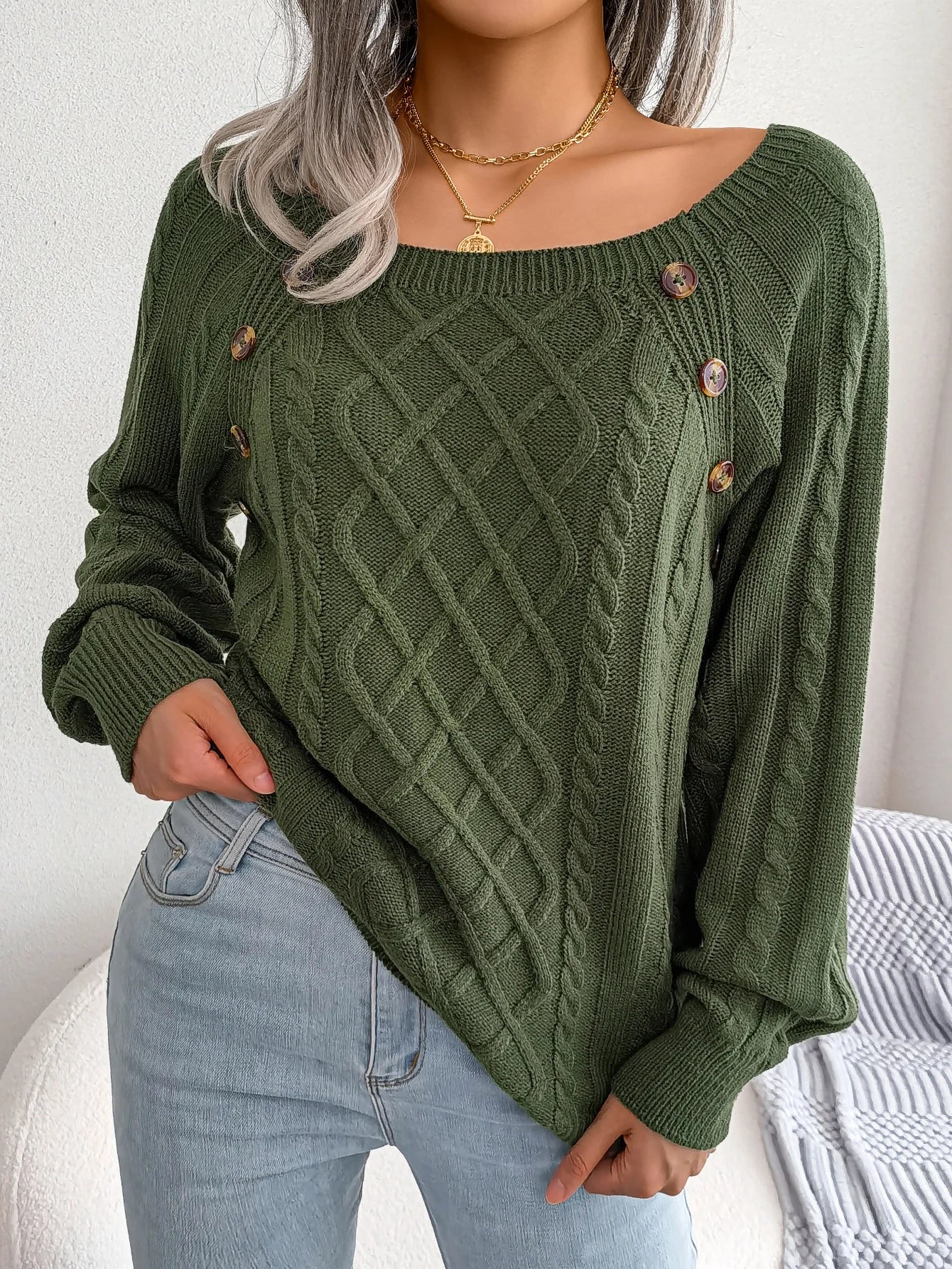 The Anya Cable-Knit Button Sweater – Timeless Comfort