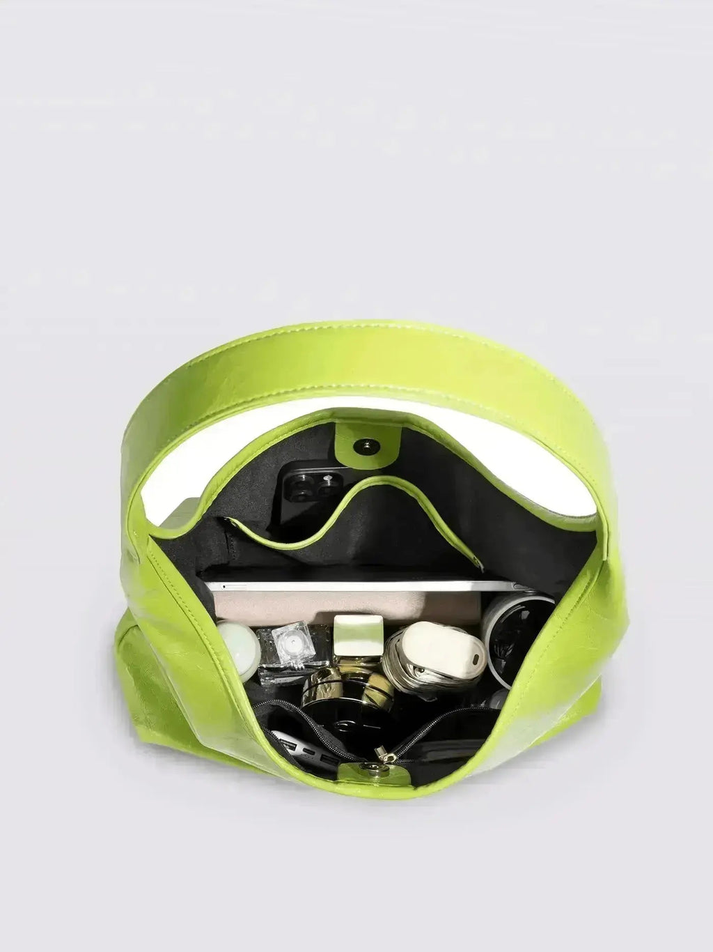 Scarlett Distressed Leather Tote